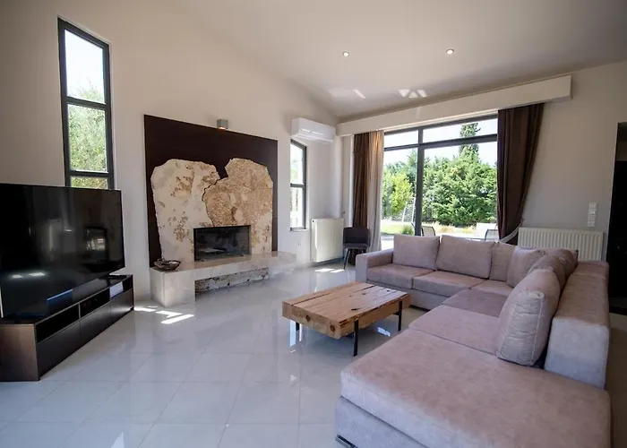 Luce فيلة بلدة كوس